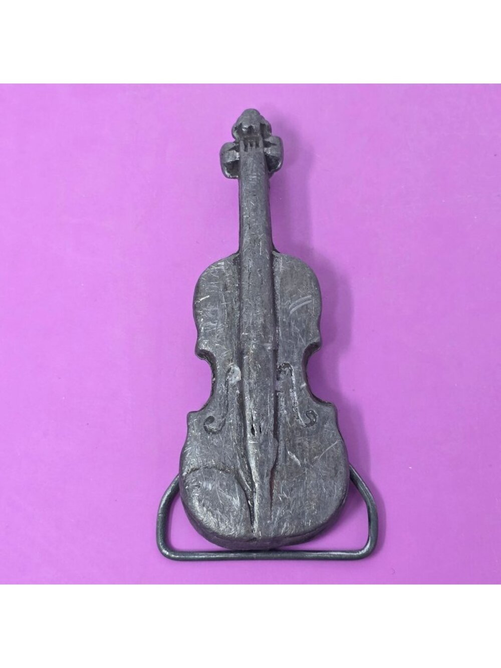 Vintage 1973 Metal Violin Belt Buckle Rustic Silver Tone Collectible